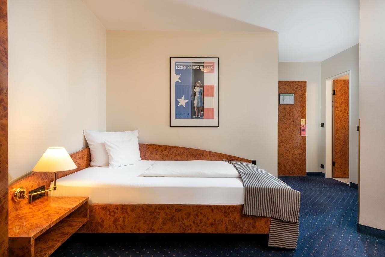 Essential By Dorint Essen Hotel Екстериор снимка